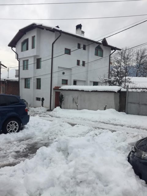 Bayrakova Guest House Bed and Breakfast in Blagoevgrad Province