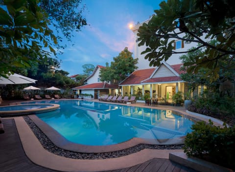 Property building, Day, Natural landscape, Garden, Garden view, Pool view, Swimming pool, sunbed