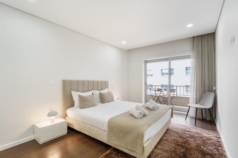 Balcony/Terrace, Bedroom, wardrobe, air conditioner