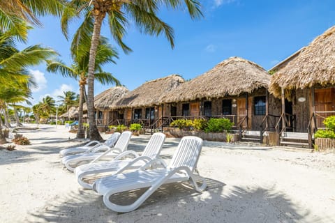 Property building, Natural landscape, sunbed