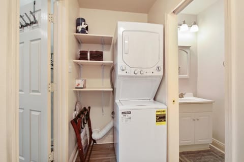 N Broad Studios Apartment in New Orleans