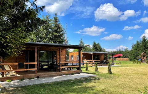 Property building, Garden, Balcony/Terrace
