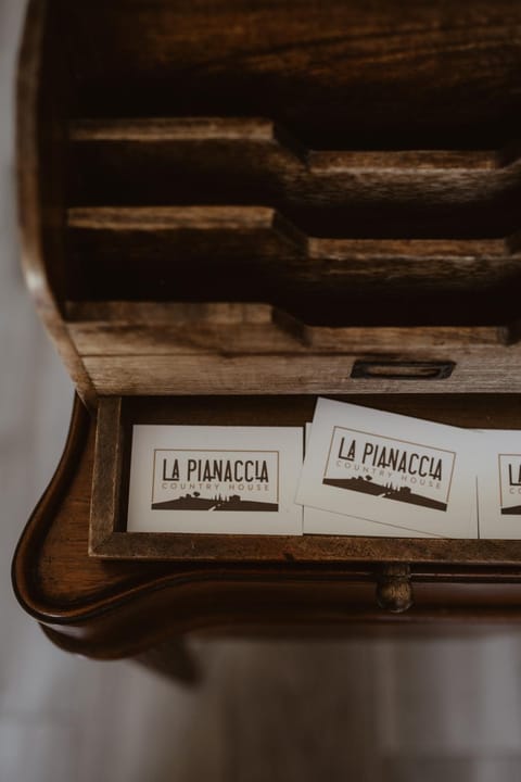 Logo/Certificate/Sign