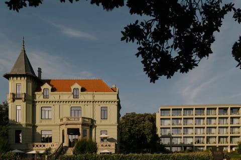 Property building, Off site