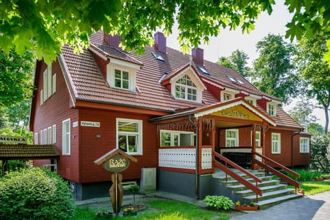 Facade/entrance, Summer