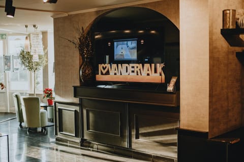 Lobby or reception, Decorative detail