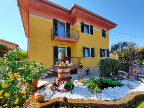 Garda Dreams Apartment Apartment in Torri del Benaco