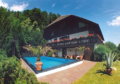 Property building, Day, Summer, On site, Swimming pool