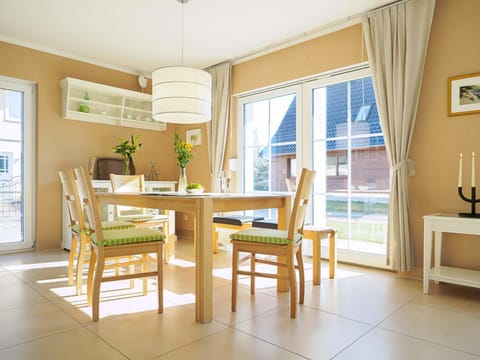 Am Paalen 2 Whg 1 Apartment in Zingst