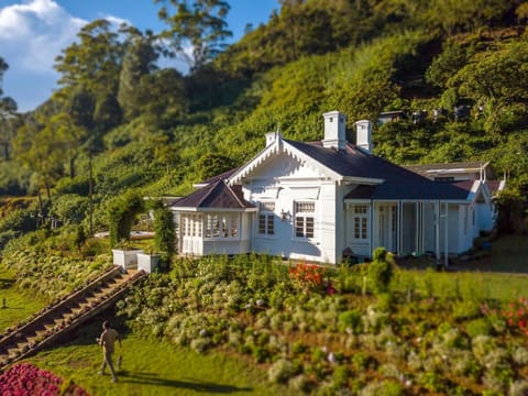 Property building, Natural landscape, Garden view