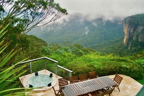Hot Tub, Balcony/Terrace, Mountain view