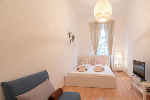 TV and multimedia, Living room, Bedroom