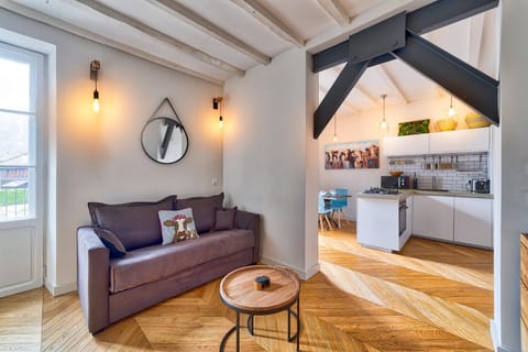 Living room, Bedroom