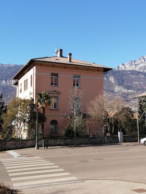 Ca' antica B&B Bed and Breakfast in Rovereto