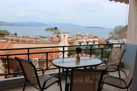 Paradise Apartment in Argolis, Greece