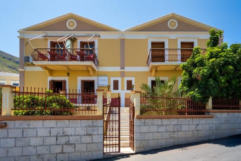 Property building, Day