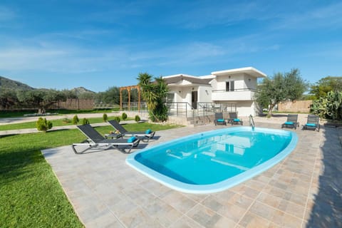 Property building, Patio, Natural landscape, Garden, Garden view, Pool view, Swimming pool