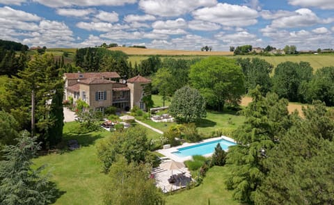 Property building, Bird's eye view, Garden, Swimming pool