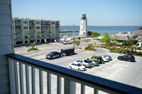 Nearby landmark, View (from property/room)