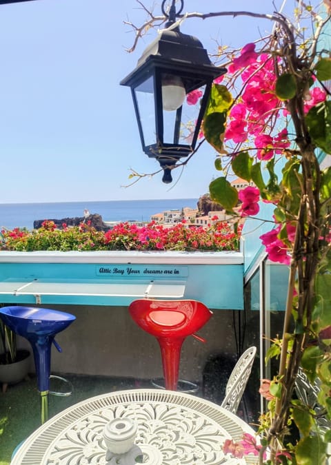 Day, Natural landscape, Balcony/Terrace, Sea view