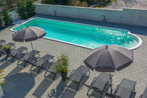 ROYAL CHOICE WITH POOL Apartment in Zadar