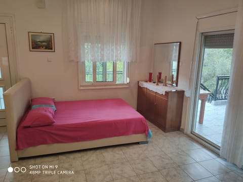 Fanis & Xenia's Residence House in Evros, Greece