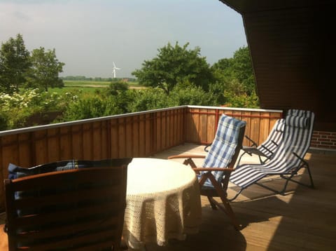 Balcony/Terrace, Garden view