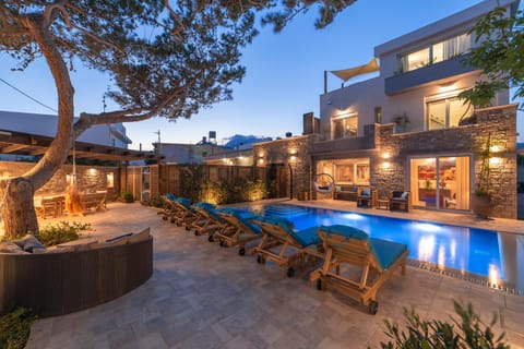 Property building, Patio, Swimming pool, Swimming pool, Sunset