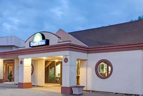 Property building, On site