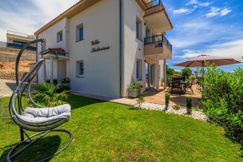 Property building, Garden, Garden view