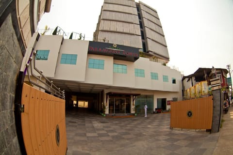 Property building, Day