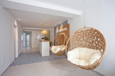 Lobby or reception, Seating area