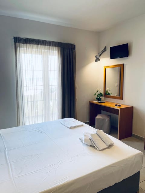 Amaryllis Apartment hotel in Platanias