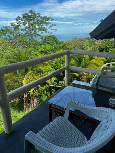 Natural landscape, Balcony/Terrace, Sea view