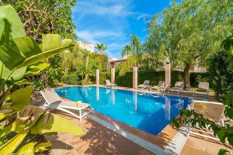 Day, Garden, Garden view, Pool view, Swimming pool, sunbed