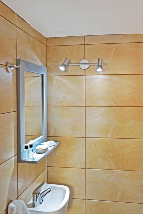 Urban Studios Manos Inn in Chania