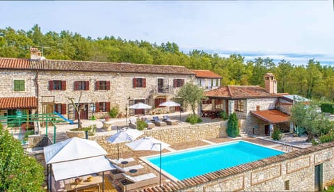 Property building, Swimming pool