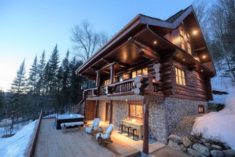 Property building, Natural landscape, Winter