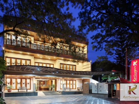 Property building, Night