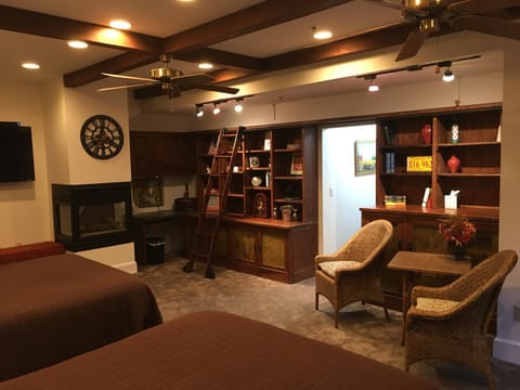 Lake Pointe Inn Bed and Breakfast in McHenry