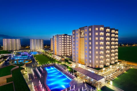 Property building, Facade/entrance, Off site, Night, City view, Swimming pool