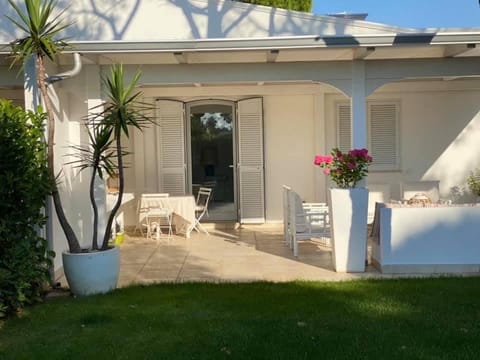 Property building, Patio