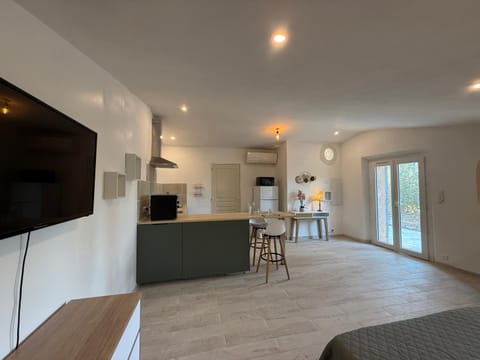 Le Mas des Baux Bed and Breakfast in Bédoin