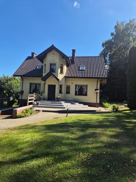 Property building, Garden, Garden view