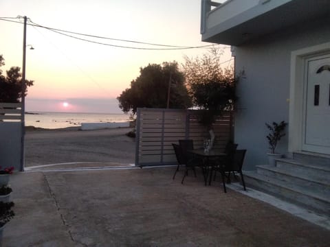 Sea Side House Rapanas House in Crete