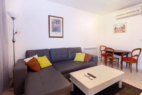 Résidence les Eucalyptus Apartment in L'Île-Rousse