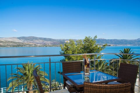Balcony/Terrace, Mountain view, Sea view