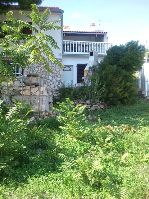 Property building, Garden, Garden view