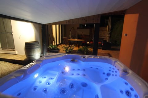 Spa and wellness centre/facilities, Parking
