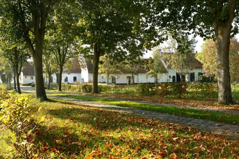 De Grote Wateringe Hotel in Flanders